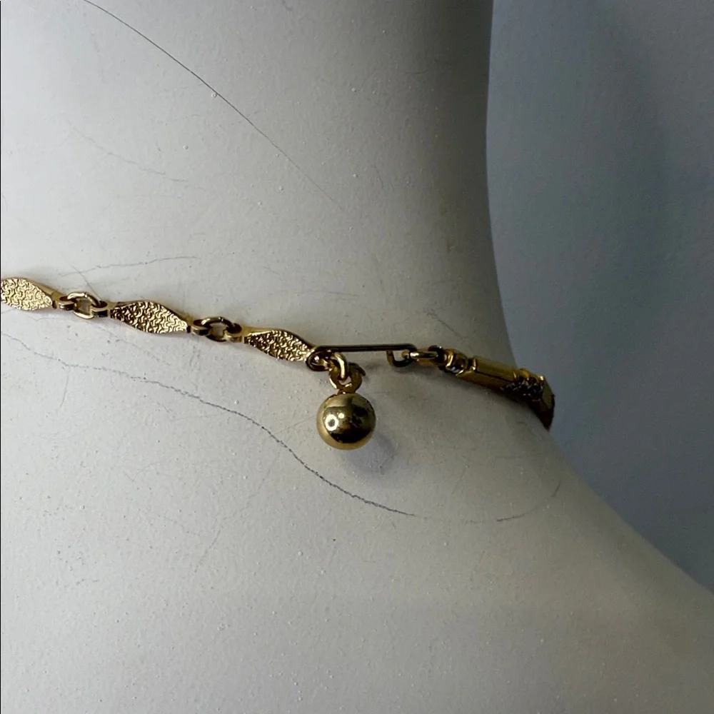 Vintage Gold Leaf Necklace with rhinestones